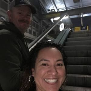 Meet your Posher, Adriana